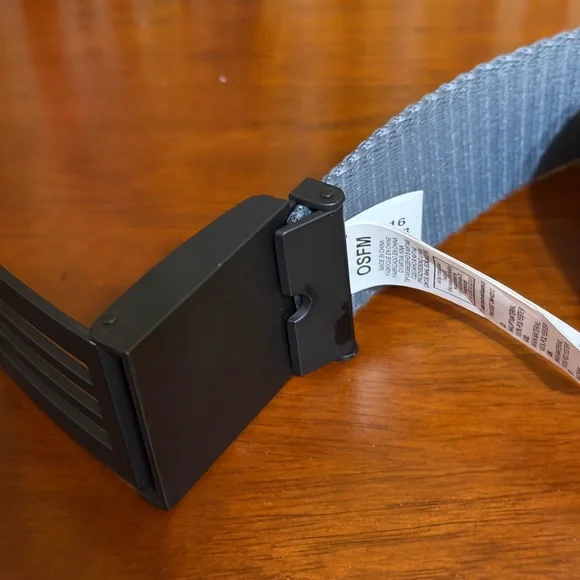 Adidas Men's Golf Steel Adjustable Gray Belt w/Black Buckle - Cut to Fit - Picture 4 of 7